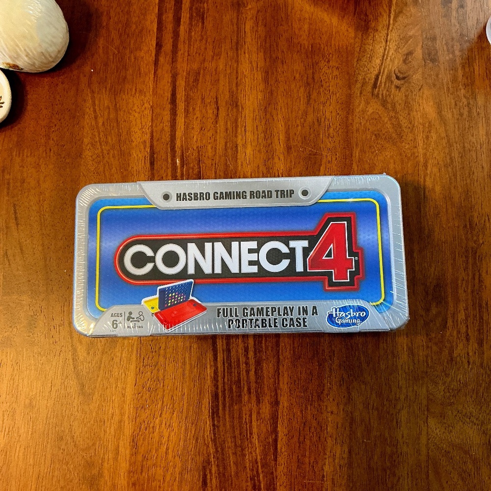 Hasbro Connect 4 road trip game